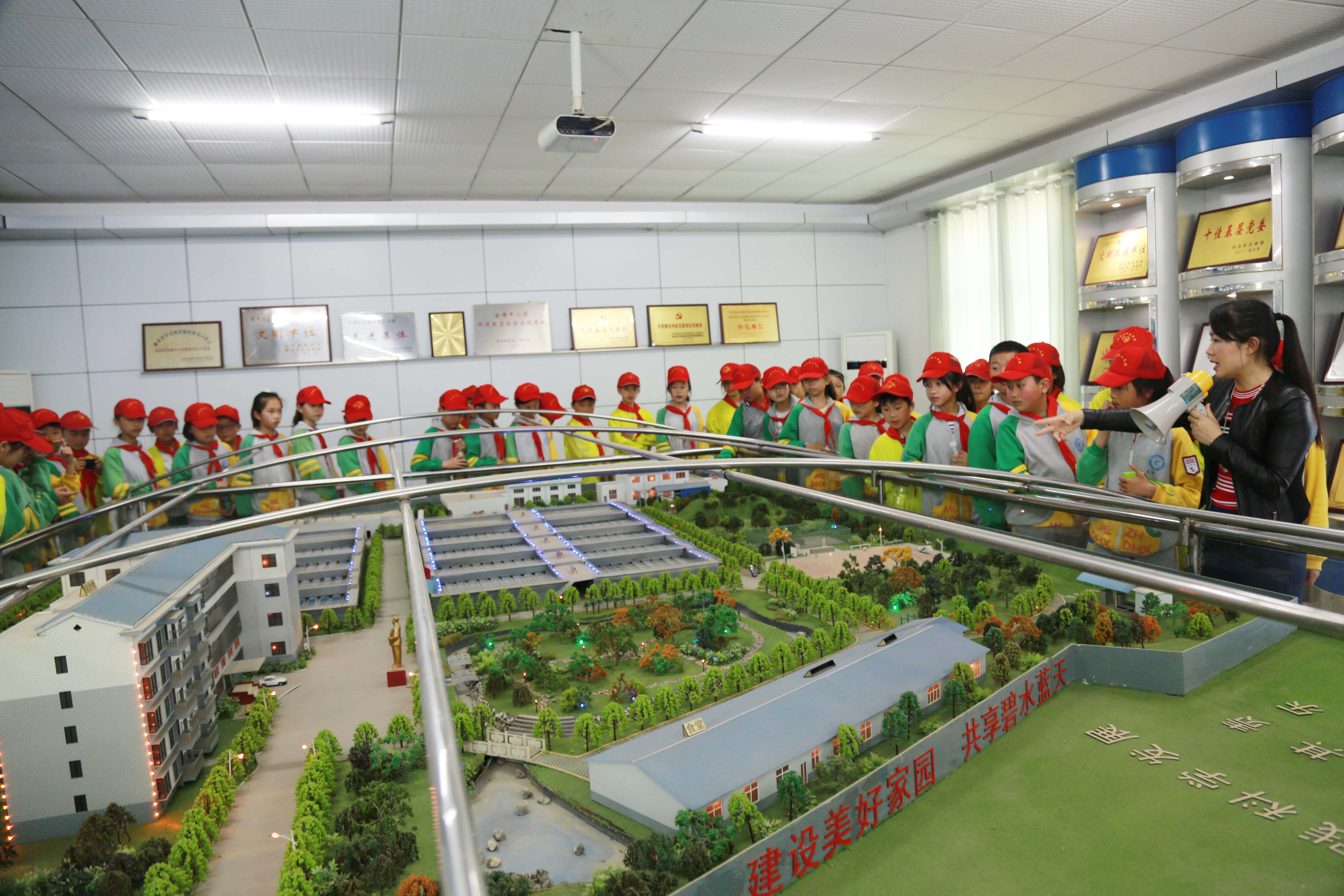 1584495306500385.jpg 城管进校园 宏宇小学参观市污水处理有限KAIYUN.COM-开云(中国)
.jpg